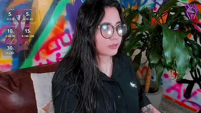 Snapshot of Liana_Bernocchi chatting on 10-29-25, 09:58 Liana Bernocchi online show from 10-29-25, 09:58