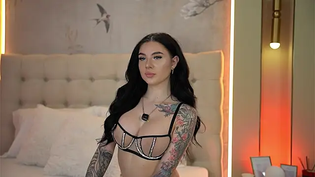 CarolinePrescott online show from 05-27-26, 06:37