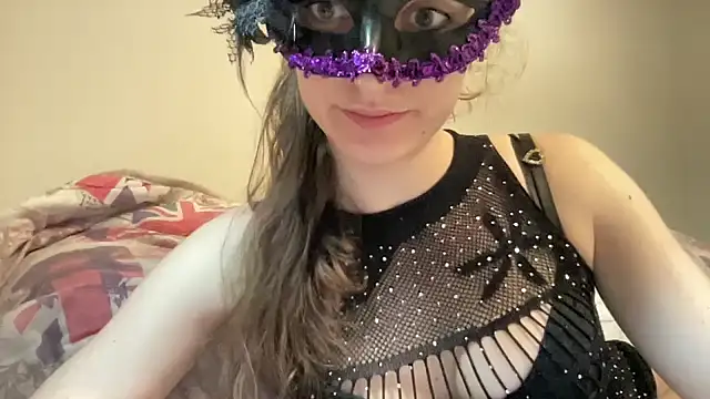 Snapshot of lexihot0000 chatting on 02-10-26, 03:22 lexihot0000 online show from 02-10-26, 03:22