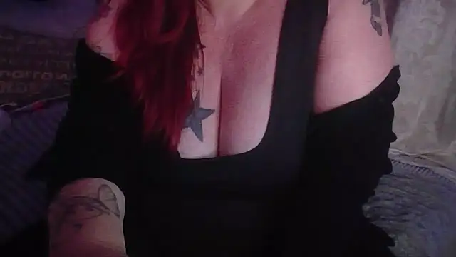 Snapshot of LynnLa chatting on 11-11-25, 07:41 LynnLa online show from 11-11-25, 07:41