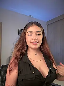 JoselinFlower  online show from 03-18-25, 03:45