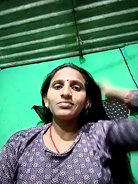 Baby  Shreya online show from 12-15-25, 03:07