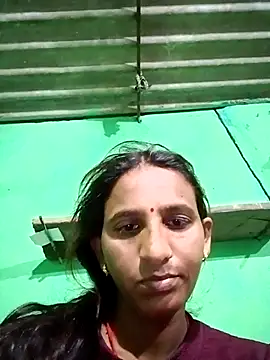 Snapshot of Baby__Shreya chatting on 10-24-25, 10:42 Baby  Shreya online show from 10-24-25, 10:42