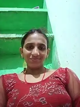 Snapshot of Baby__Shreya chatting on 07-01-26, 07:41 Baby Shreya online show from 07-01-26, 07:41
