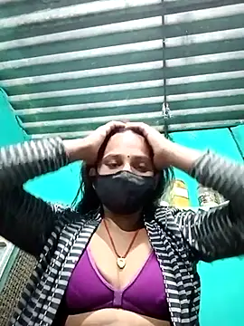 Snapshot of Baby__Shreya chatting on 03-01-25, 10:53 Baby  Shreya online show from 03-01-25, 10:53