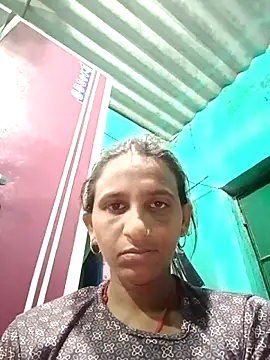 Snapshot of Baby__Shreya chatting on 10-12-25, 11:39 Baby  Shreya online show from 10-12-25, 11:39