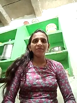 Snapshot of Baby__Shreya chatting on 06-17-26, 10:30 Baby Shreya online show from 06-17-26, 10:30