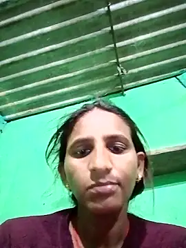 Baby  Shreya online show from 10-26-25, 10:43