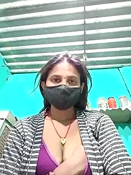 Snapshot of Baby__Shreya chatting on 02-27-25, 10:42 Baby  Shreya online show from 02-27-25, 10:42