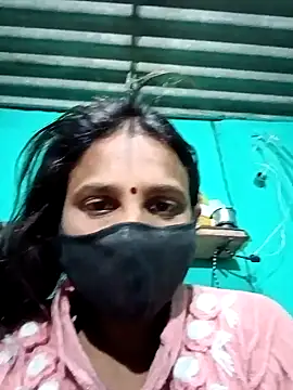 Snapshot of Baby__Shreya chatting on 01-15-25, 10:46 Baby  Shreya online show from 01-15-25, 10:46