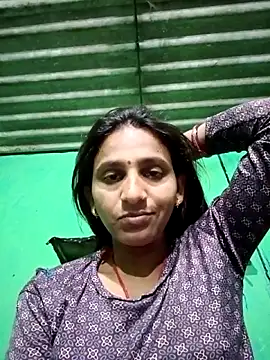 Baby  Shreya online show from 12-17-25, 09:09