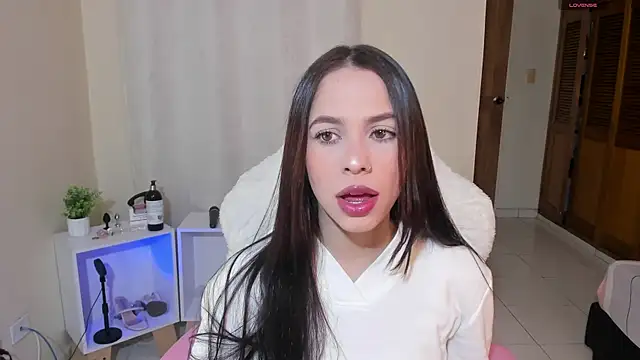 shanakendal2 online show from 03-22-25, 02:03