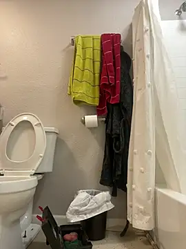 BifreAknasty online show from 03-11-25, 06:41