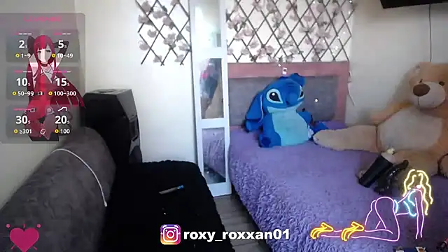 Snapshot of roxy_roxxan chatting on 05-06-26, 02:32 roxy roxxan online show from 05-06-26, 02:32