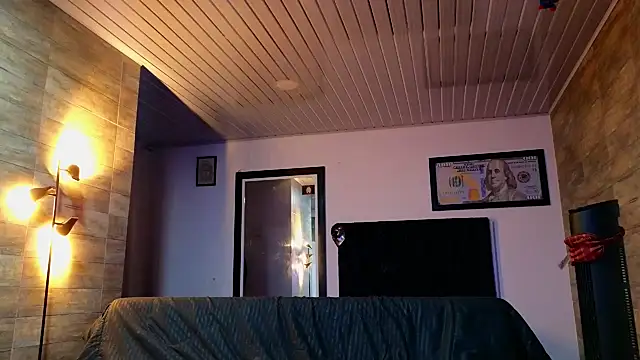 AsmodeoCox online show from 10-31-25, 08:22