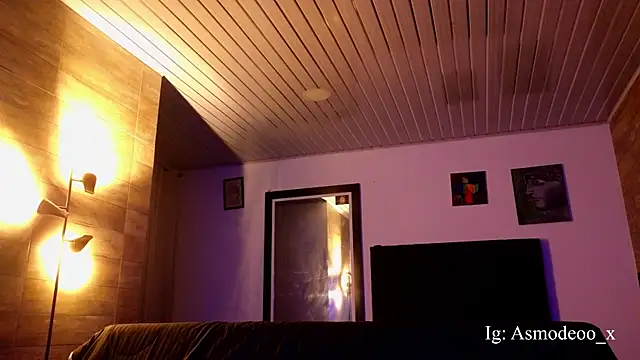 Snapshot of AsmodeoCox chatting on 04-15-26, 06:19 AsmodeoCox online show from 04-15-26, 06:19