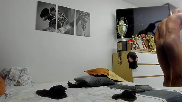 Snapshot of Malkongarcia chatting on 03-14-26, 10:49 Malkongarcia online show from 03-14-26, 10:49