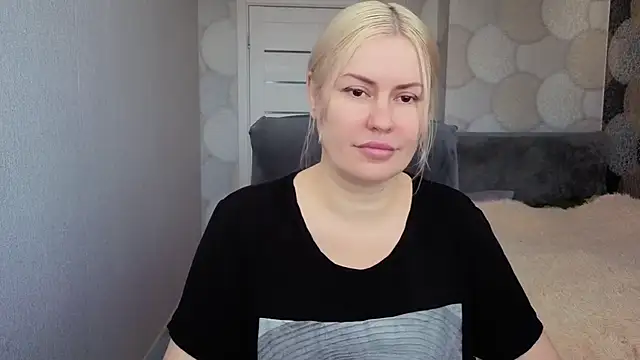 Snapshot of natusik chatting on 05-21-26, 04:54 natusik online show from 05-21-26, 04:54