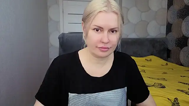 Snapshot of natusik chatting on 05-07-26, 06:28 natusik online show from 05-07-26, 06:28