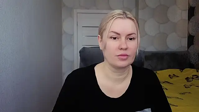 Snapshot of natusik chatting on 06-03-26, 03:18 natusik online show from 06-03-26, 03:18
