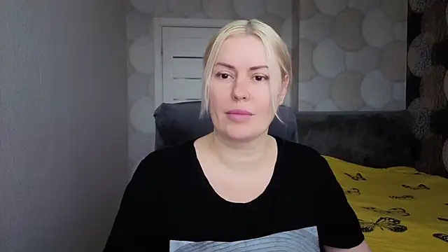Snapshot of natusik chatting on 05-17-26, 03:50 natusik online show from 05-17-26, 03:50