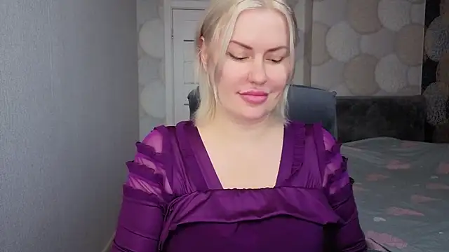 Snapshot of natusik chatting on 06-20-26, 01:54 natusik online show from 06-20-26, 01:54