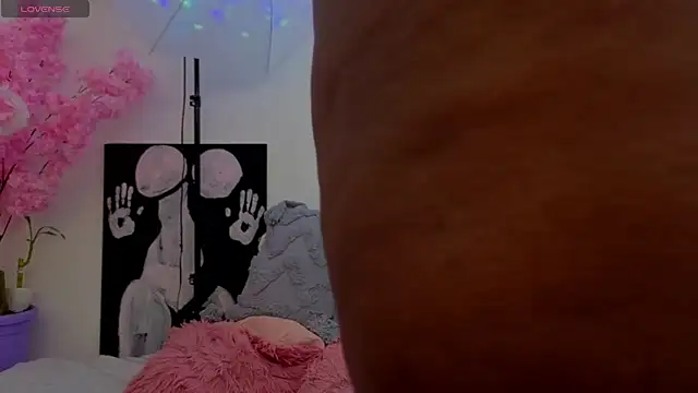 KilyetVera3x online show from 11-25-25, 04:57