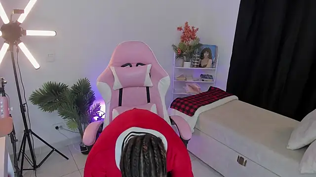 Snapshot of mulata_1ch chatting on 01-07-26, 12:37 mulata 1ch online show from 01-07-26, 12:37