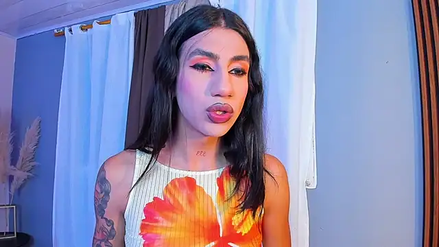 sofiaa grey  online show from 11-01-25, 01:05