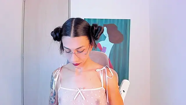 sofiaa grey  online show from 03-25-26, 03:22