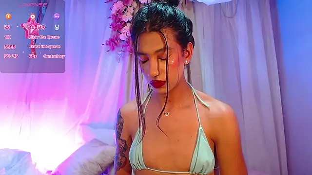 Snapshot of sofiaa_grey_ chatting on 03-07-25, 04:11 sofiaa grey online show from 03-07-25, 04:11