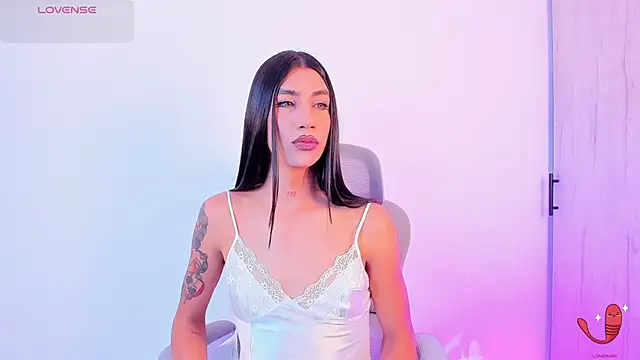 sofiaa grey  online show from 11-11-25, 02:56