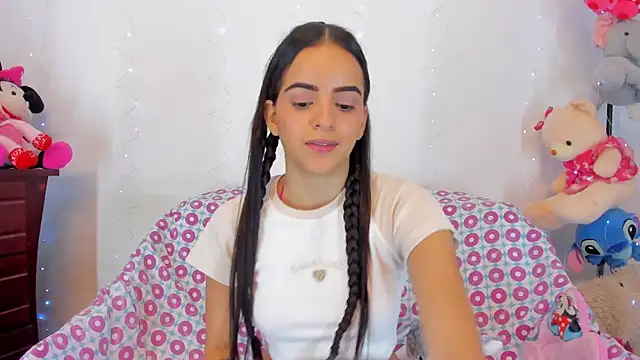 emilyclay 1 online show from 11-28-25, 07:58