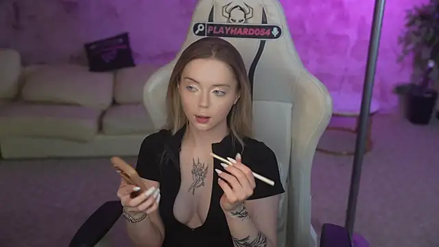 Cassy-Celestial  online show from 05-21-26, 08:01