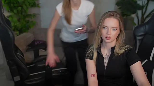 Cassy-Celestial  online show from 06-03-26, 11:00