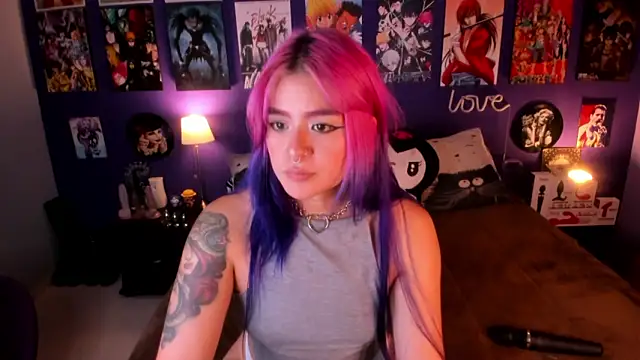 Snapshot of anne_cross chatting on 11-05-25, 03:31 anne cross online show from 11-05-25, 03:31