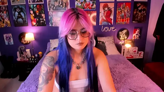 Snapshot of anne_cross chatting on 09-11-25, 11:16 anne cross online show from 09-11-25, 11:16