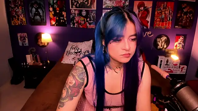 Snapshot of anne_cross chatting on 12-14-24, 03:28 anne cross online show from 12-14-24, 03:28