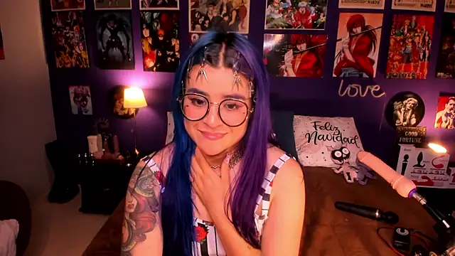 Snapshot of anne_cross chatting on 12-12-24, 05:52 anne cross online show from 12-12-24, 05:52