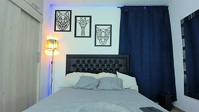 Snapshot of Scarlett_Steelee chatting on 12-18-24, 02:10 Scarlett Steelee online show from 12-18-24, 02:10