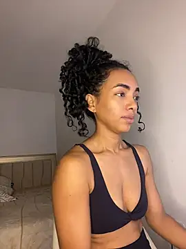 nicoleebony1 online show from 06-27-26, 04:35