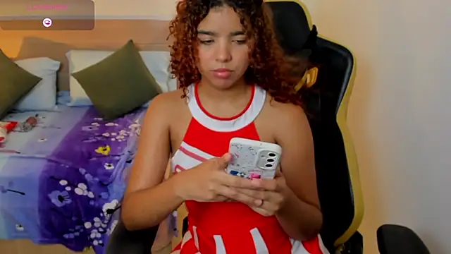 aurora rodriguez online show from 02-27-25, 03:48