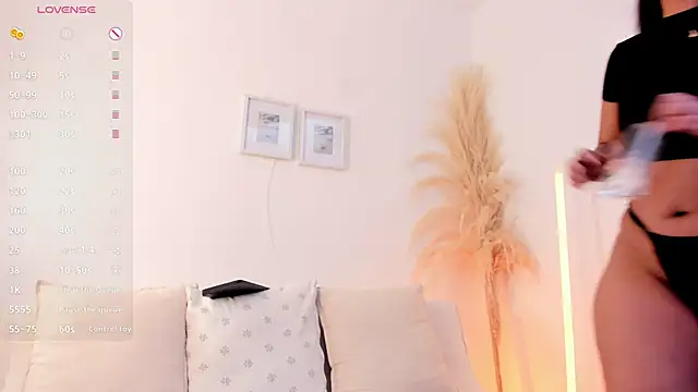 iara martinez online show from 12-20-25, 12:19