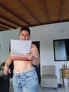 Juliietha servas online show from 04-23-26, 05:25
