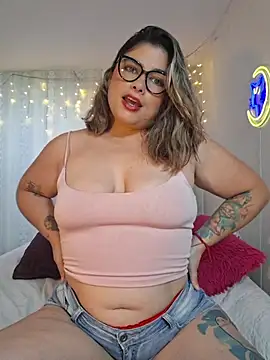 Juliietha servas online show from 05-23-26, 09:03