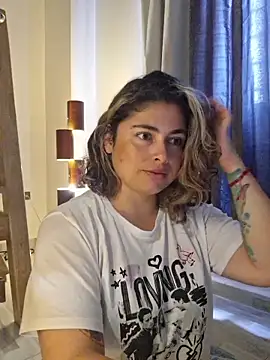 Juliietha servas online show from 04-05-26, 05:30