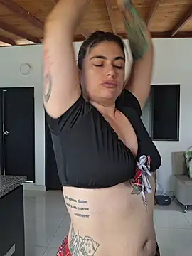 Juliietha servas online show from 03-19-26, 05:02