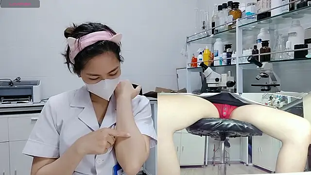 Snapshot of Kathylove_2023 chatting on 09-19-25, 04:38 Kathylove 2023 online show from 09-19-25, 04:38