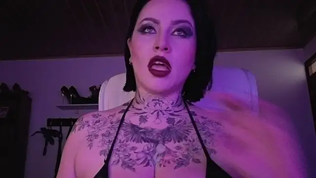 Snapshot of Olivia_seex chatting on 09-16-25, 02:51 Olivia seex online show from 09-16-25, 02:51
