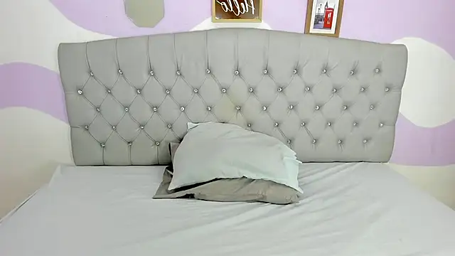 Snapshot of BRIYITHMENA chatting on 06-16-26, 11:54 BRIYITHMENA online show from 06-16-26, 11:54